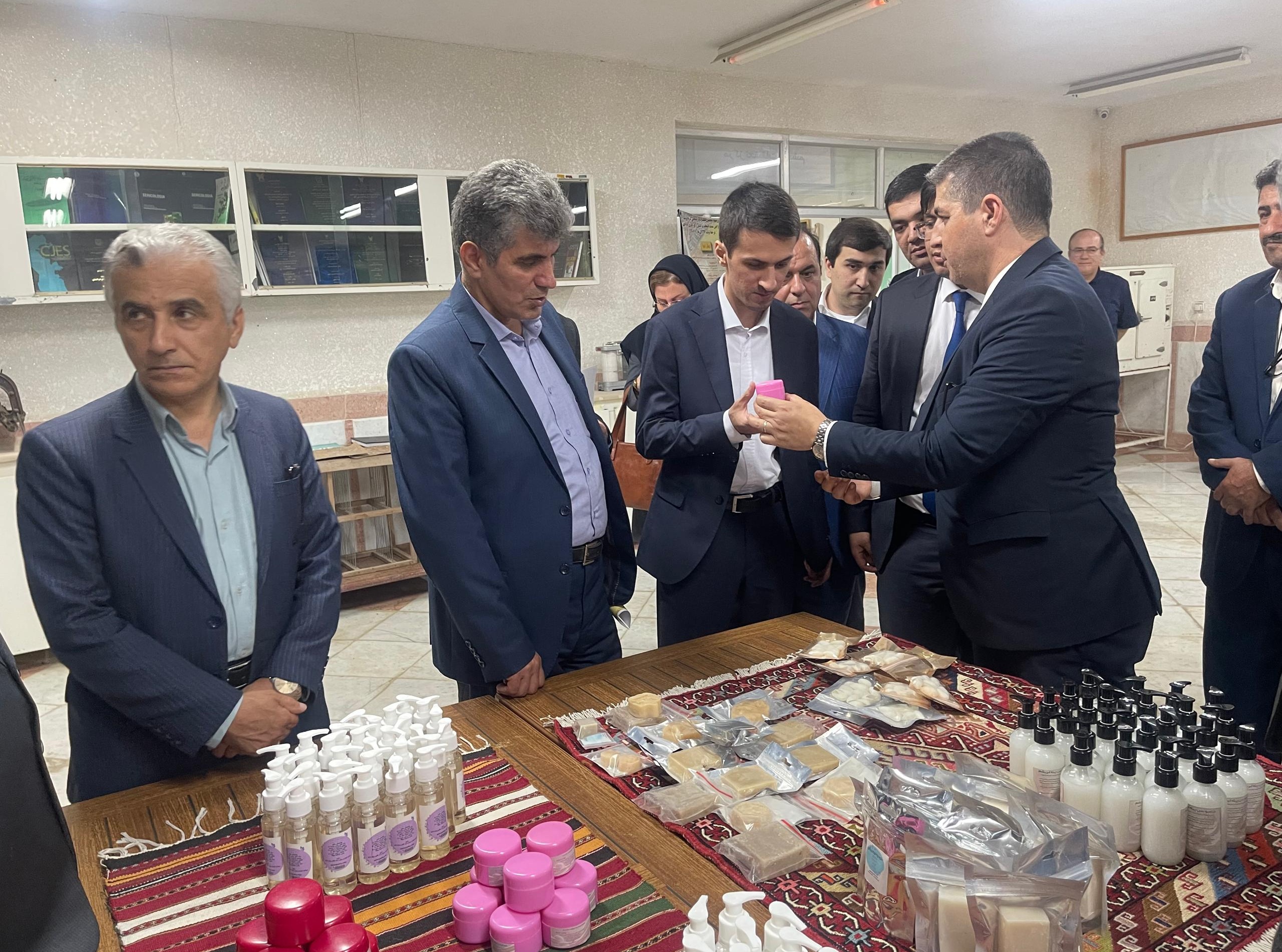 مهمان بین المللی
