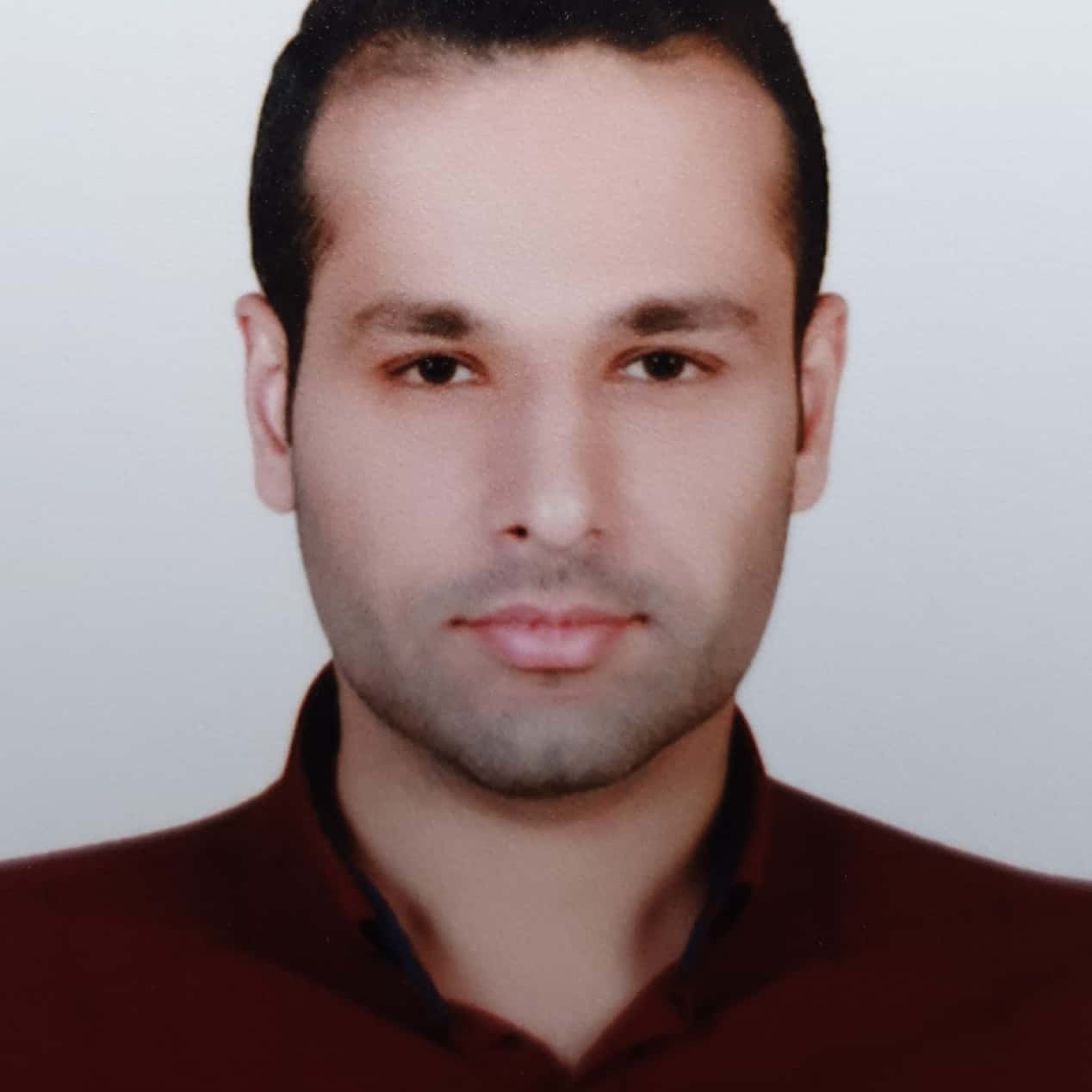 نیما آفرین زاد