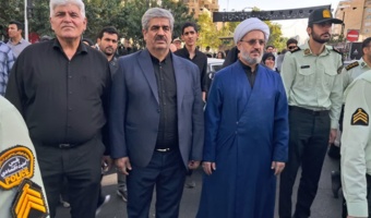 حضور رئیس و کارکنان موسسه تحقیقات علوم دامی کشور در مراسم وداع و اقامه نماز رهبر شهید در مصلای امام خمینی (ره) تهران و استان قم