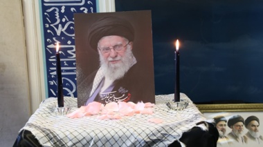 کارکنان مؤسسه تحقیقات علوم دامی کشور یاد رهبر شهید را گرامی داشتند