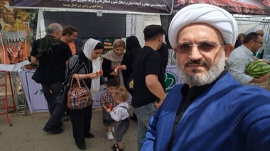برپایی موکب در سومین روز وداع با پیکر مطهر امام توسط موسسه تحقیقات علوم دامی کشور در ایستگاه متروی گلشهر کرج