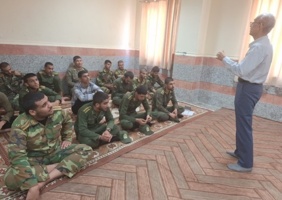 دوره آموزشی پرورش شترمرغ برای سربازان وظیفه برگزار شد