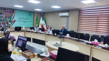 گزارش دومین جلسه هم اندیشی در خصوص چالش های بخش کشاورزی (گلخانه) استان سیستان
