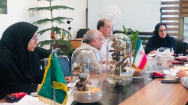 آقای دکتر لطفی فر در جلسه ای با موضوع بررسی الگوی پیشنهادی شرکت ملی پخش فرآورده‌های نفتی ایران در خصوص تخصیص سوخت به گلخانه‌ها که در دفتر امور گلخانه‌ها برگزار شد، شرکت کردند.