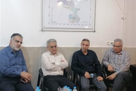 بازدید معاون سازمان تات از مزارع الگویی چغندر قند وذرت در شهرستان مانه