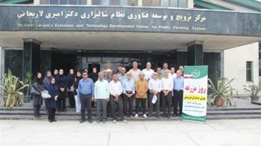 روز مزرعه با محوریت معرفی خشک‌کن خورشیدی ارزان‌قیمت در مرکز هراز برگزار شد