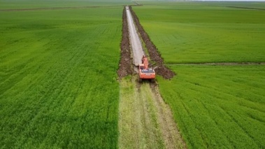 برگزاری وبینار تخصصی «آشنایی با سامانه‌های زهکشی سطحی و زیرسطحی» در خوزستان