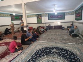 برگزاری دوره های آشنایی با بیماری‌های مشترک انسان و دام و پرورش گوسفند داشتی ویژه عشایر در شهرستان دوره و چگنی