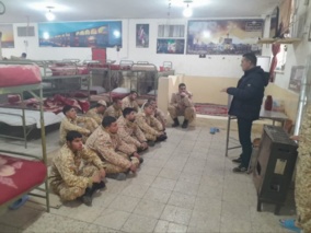 برگزاری دوره آموزشی مهارت‌آموزی باغبانی (درختان مثمر) ویژه کارکنان تیپ ۲۸۴ ارتش خرم‌آباد