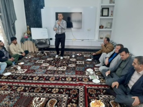 برگزاری دوره آموزشی تناوب زراعی و مبارزه با آفات در روستای قاضی‌آباد ازنا