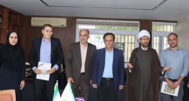 تجلیل از ۳ نخبه علمی مرکز در آیین بزرگداشت روز ملی نخبگان