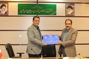 رونمایی از برنامه جامع راهبردی مرکز تحقیقات کشاورزی قزوین با حضور فرماندار