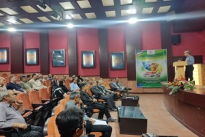هم افزائی محققین مرکز تحقیقات در برنامه کاروان ترویج بهره وری، ویژه الگوی کشت