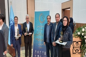 کسب رتبه استانی  پژوهشگر برتر مرکز تحقیقات و آموزش کشاورزی و منابع طبیعی قزوین در هفته پژوهش