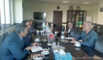 دیدار و گفت‌وگوی رؤسای مرکز تحقیقات و آموزش کشاورزی قم و پارک علم و فناوری با هدف توسعه همکاری‌های فناورانه