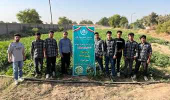 برداشت موفقیت‌آمیز پروژه آموزش همراه با تولید لوبیاچشم‌بلبلی در تابستان ۱۴۰۴