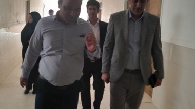 بازدید معاون آموزش‌وپرورش از طرح «آموزش همراه با تولید» در هنرستان کشاورزی زابل