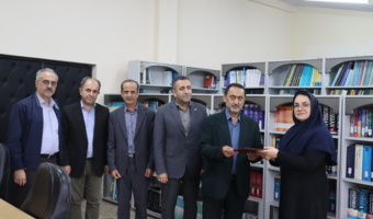 تقدیر از مسئول کتابخانه انستیتو تحقیقات بین المللی ماهیان خاویاری به مناسبت هفته کتاب، کتابخوانی و کتابدار