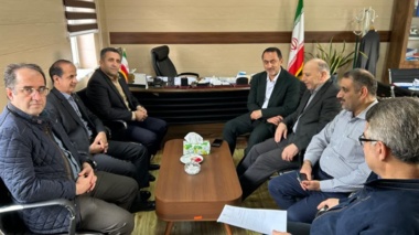 نشست صمیمانه روسای انستیتو تحقیقات بین المللی ماهیان خاویار با مادر تخصصی ماهیان خاویاری گیلان