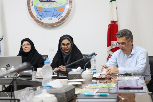راهکارهای عبور از پیک مصرف برق در سمینار آموزشی انستیتو ماهیان خاویاری بررسی شد