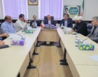 دکتر غلامرضا گل‌محمدی، رئیس سازمان تحقیقات، آموزش و ترویج کشاورزی (تات)، در بازدید از مرکز تحقیقات مغان با تاکید بر پیوند واقعی تحقیق، آموزش و ترویج، از اجرای برنامه سه‌ساله توسعه پرورش مرغ بومی خبر داد