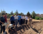 کارگاه آموزشی پرورش زعفران با هدف توسعه آموزش‌های مهارتی و انتقال دانش کاربردی کشاورزی، با حضور فراگیران و دانش‌آموزان در پردیس آموزش کشاورزی سقز برگزار شد.