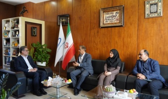 تأکید رئیس موسسه رازی بر توسعه همکاری با تولیدکنندگان واکسن و حمایت از دانش‌بنیان‌ها