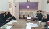 برگزاری نشست تخصصی معاون آموزش پردیس تحقیقات کشاورزی الیگودرز با مربیان هنرستان خدیجه کبری (س)؛ توسعه همکاری‌های آموزشی و تجهیز کلاس‌های تئوری و عملی