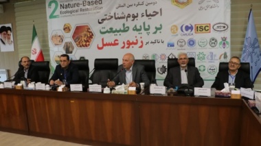 برگزاری کارگاه آموزشی «نقش تغذیه در تاب‌آوری کلنی‌های زنبورعسل در شرایط تغییر اقلیم» در اردبیل