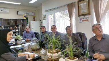 جلسه شورای پژوهشی مرکز تحقیقات کشاورزی استان کرمان با محوریت آب برگزار شد
