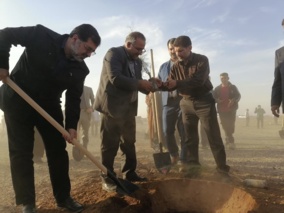 آغاز عملیات اجرایی طرح مهار و کنترل گرد و غبار در منطقه سراجه