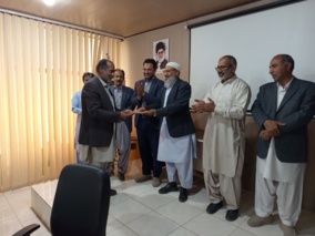 تجلیل از پژوهشگران برتر مرکز تحقیقات و آموزش کشاورزی و منابع طبیعی بلوچستان به مناسبت هفته پژوهش