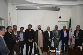 تجلیل از پژوهشگران و محققان برتر مرکز ملی تحقیقات شوری