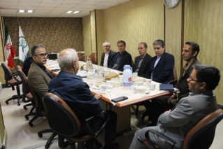 پیوند سیاست و پژوهش