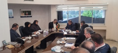 نشست صمیمی رئیس مؤسسه تحقیقات علوم باغی کشور با رئیس و کارشناسان مرکز تحقیقات و آموزش کشاورزی گلستان