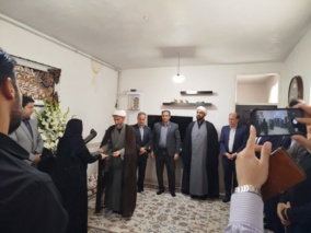 دیدار مسئولان جهاد کشاورزی و مرکز تحقیقات کشاورزی با خانواده شهید رضا پیری