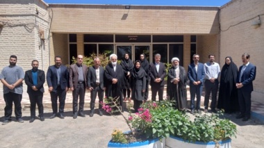 در نشست مشترک مسئولان آموزشی و اجرایی شهرستان آرادان، ظرفیت‌های واحد آموزشی آرادان برای توسعه آموزش‌های مهارتی و کشاورزی تولیدمحور بررسی شد.