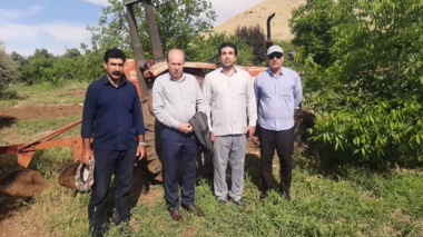 بازدید رئیس، معاون پژوهش و فناوری و رئیس بخش تحقیقات زراعی و باغی مرکز تحقیقات کرمانشاه از مراکز آموزشی و تحقیقاتی استان