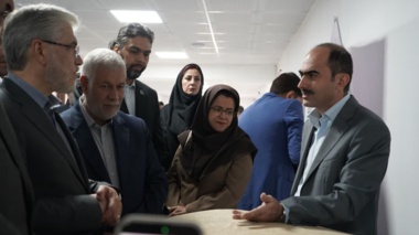 بازدید وزیر علوم از پارک علم‌وفناوری استان کرمان و محصولات شرکت‌های مراکز رشد زیر مجموعه پارک استان