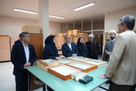 بازدید معاون وزیر جهاد کشاورزی دکتر گل‌محمدی و هیات همراه، از بخش‌های تخصصی مؤسسه تحقیقات جنگل‌ها و مراتع کشور