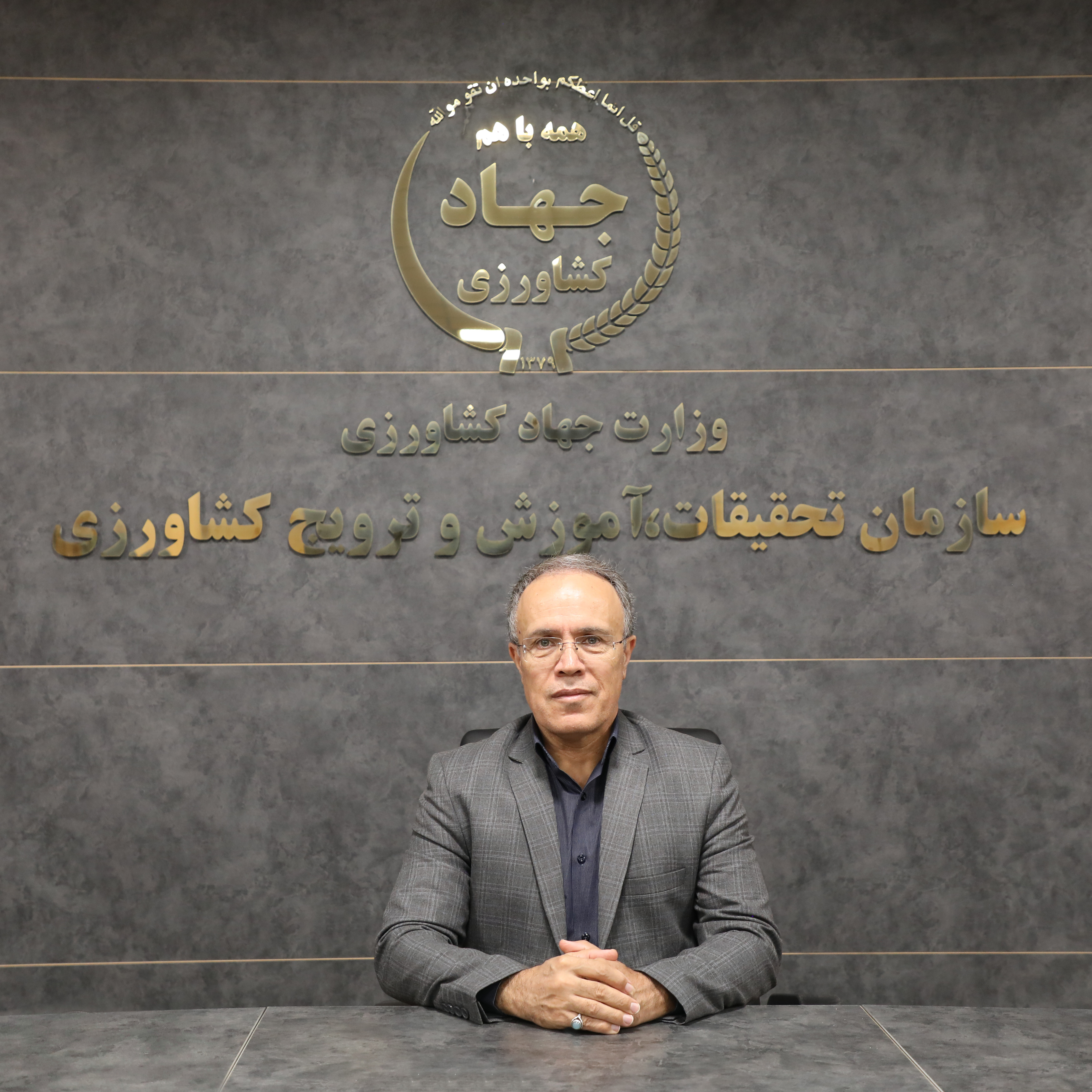 آقای دکتر حسین نوری